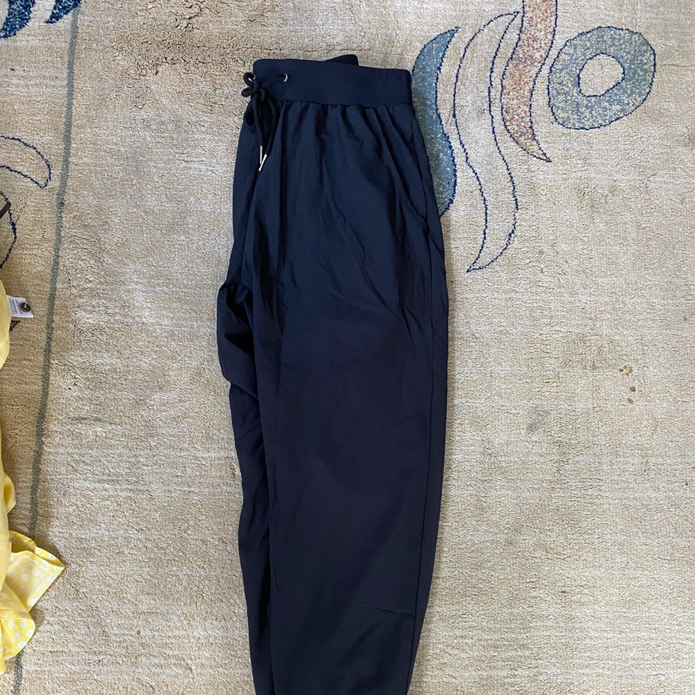 Senita weekend joggers